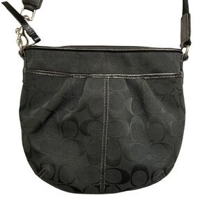 Coach signature c black swingpack
